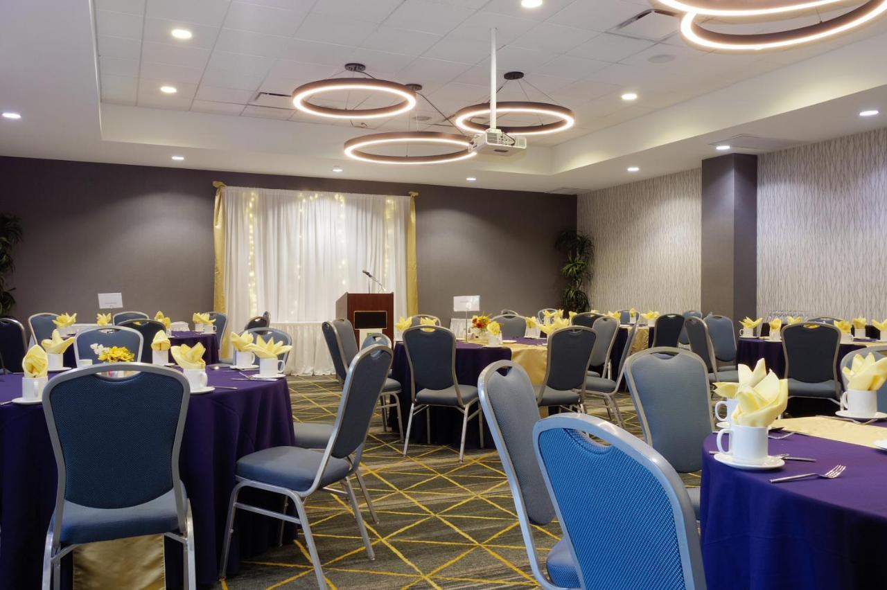 Holiday Inn & Suites Phoenix Airport By Ihg Exterior foto