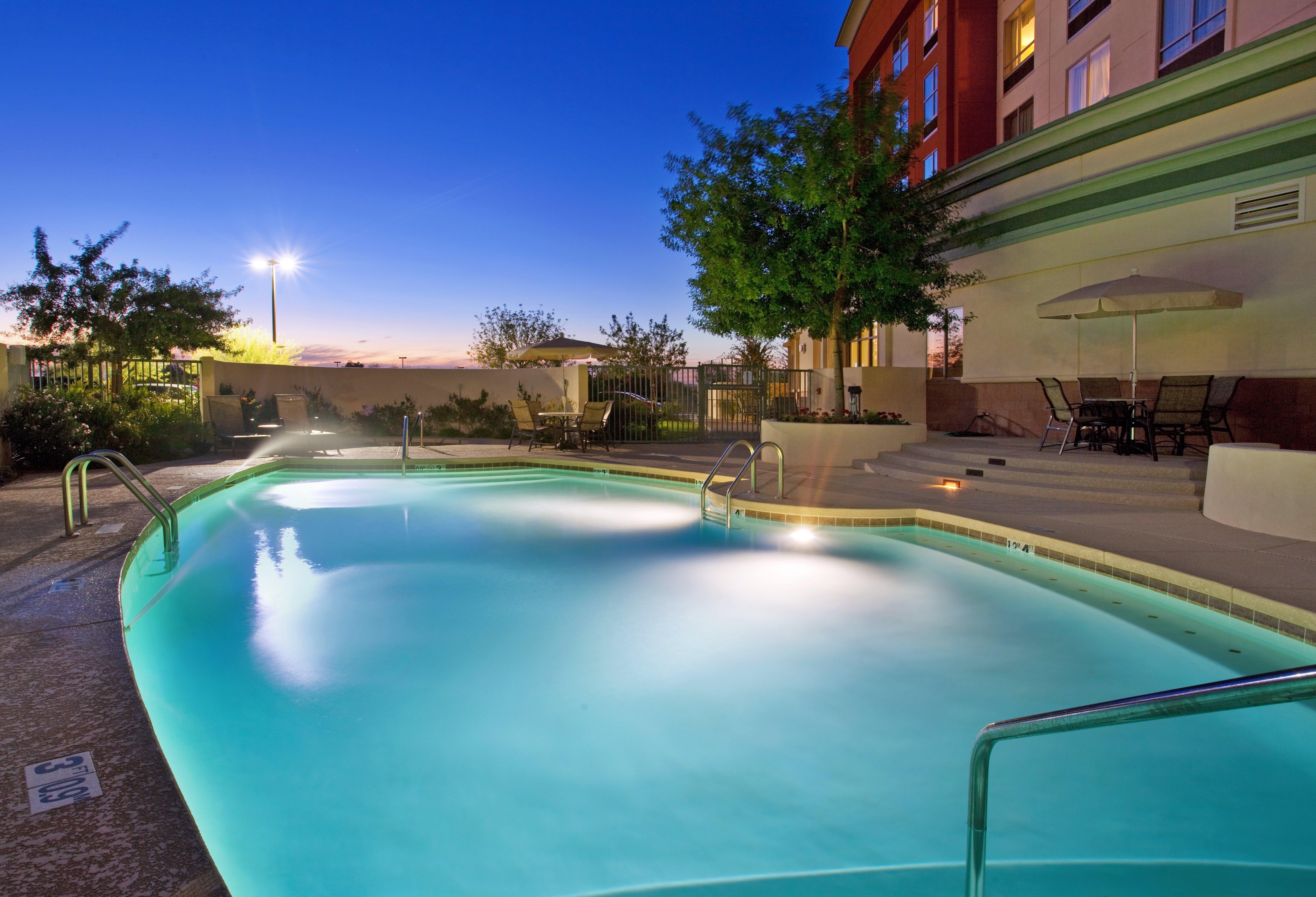 Holiday Inn & Suites Phoenix Airport By Ihg Exterior foto